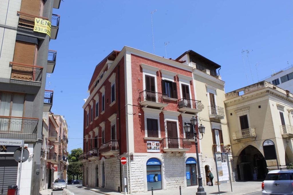 Affittacamere Massimo D'Azeglio 바를레타 외부 사진